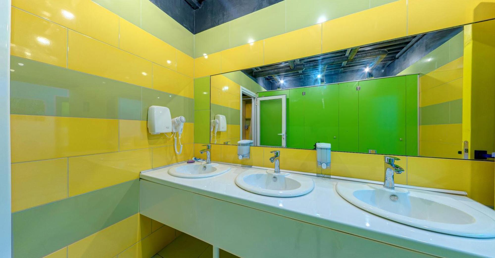 Hostel Cube Capsule *